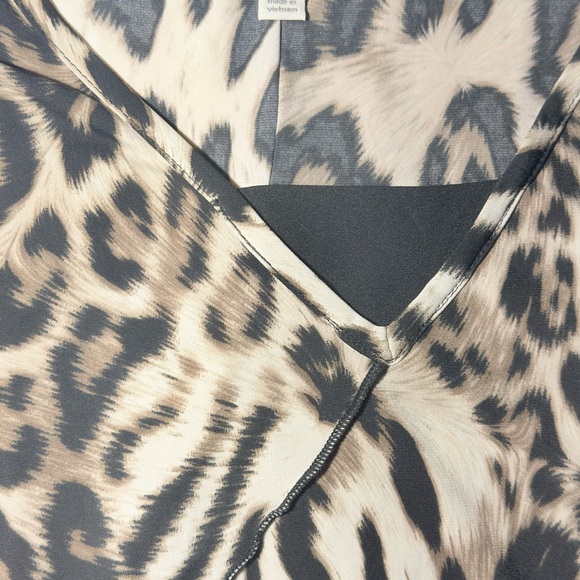 EST. 1946 Size M Mixed Animal Print Maxi Dress Short Sleeve Leopard Zebra - Picture 6 of 7